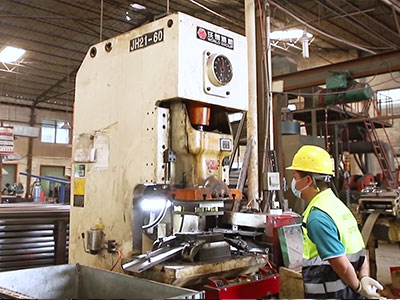 Automated Steel Cutting Equipment