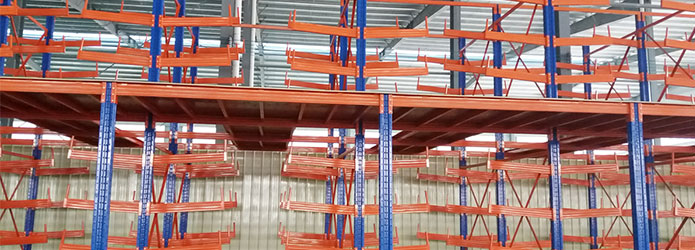 Cantilever rack for pipes, timber and steel bar storage